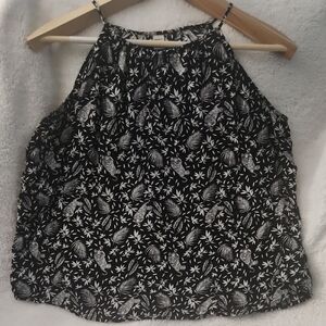 Black and White Patterned Women's Top
